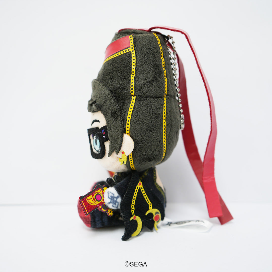 ベヨネッタ おすわりぬいぐるみマスコット ベヨネッタ(ポーチ付き)