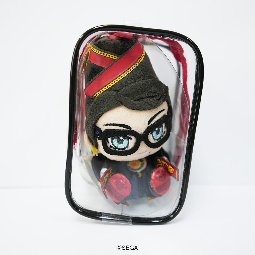 ベヨネッタ おすわりぬいぐるみマスコット ベヨネッタ(ポーチ付き)